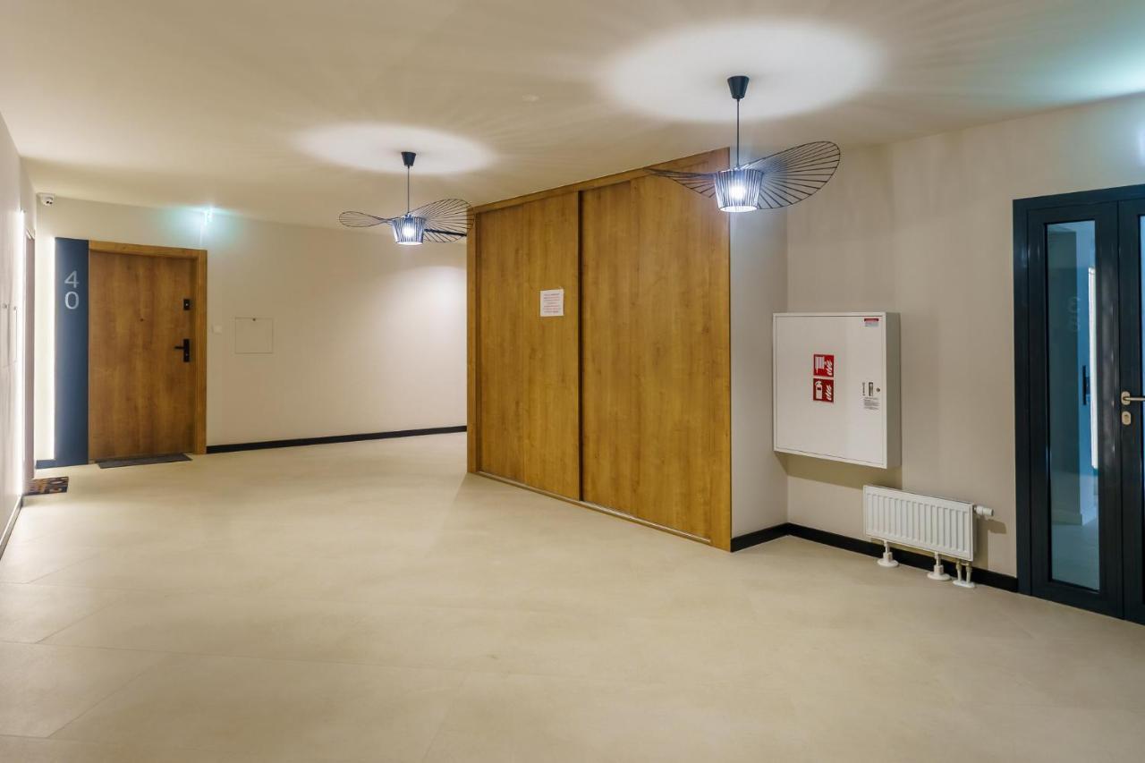 אוסטרוני מורסקי Ustronie Apartments - Apartamenty Komfort, Widok Na Morze, Parking מראה חיצוני תמונה