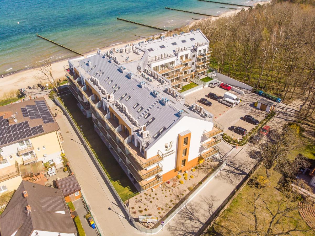 אוסטרוני מורסקי Ustronie Apartments - Apartamenty Komfort, Widok Na Morze, Parking מראה חיצוני תמונה